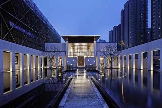 金地大運(yùn)河府售樓處，大河風(fēng)華運(yùn)籌千里！